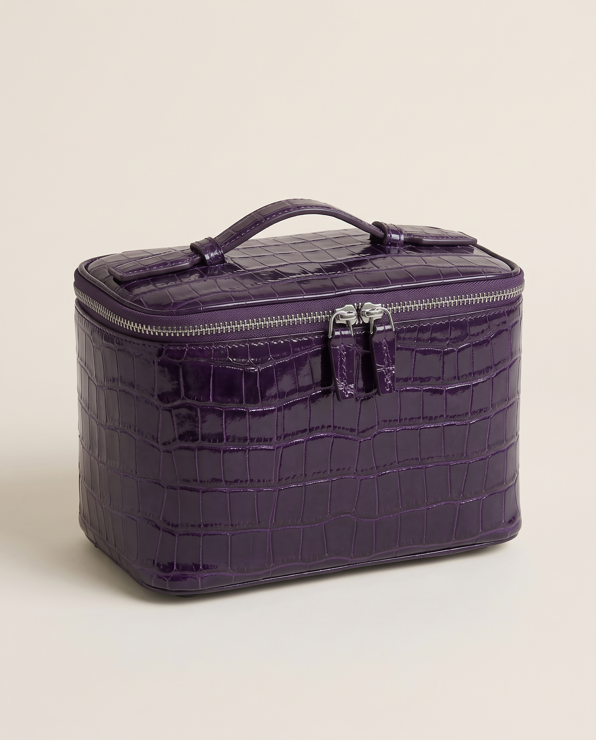 Classic Case 22 — Croc in Plum Croc