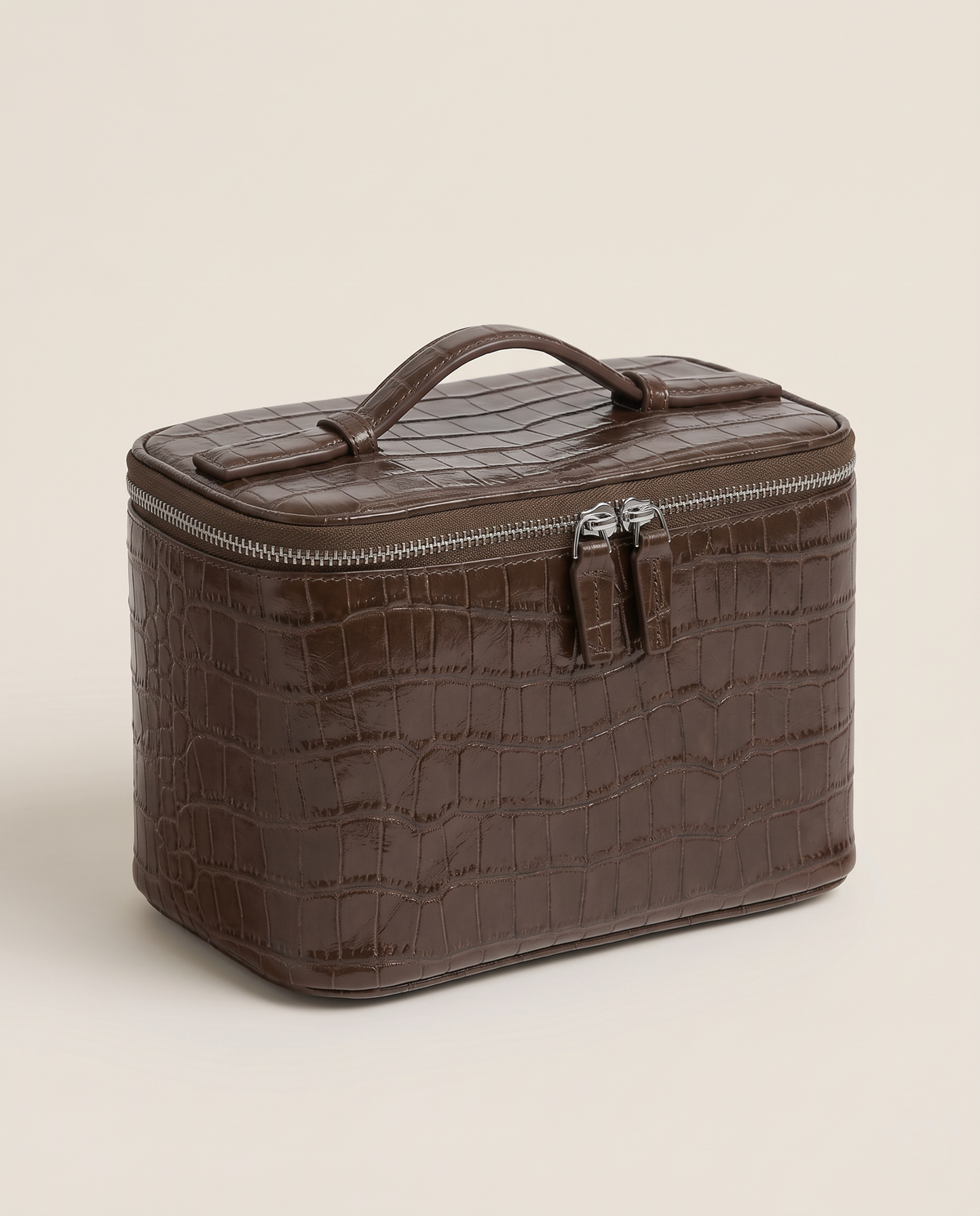 Classic Case 22 — Croc in Coffee Croc