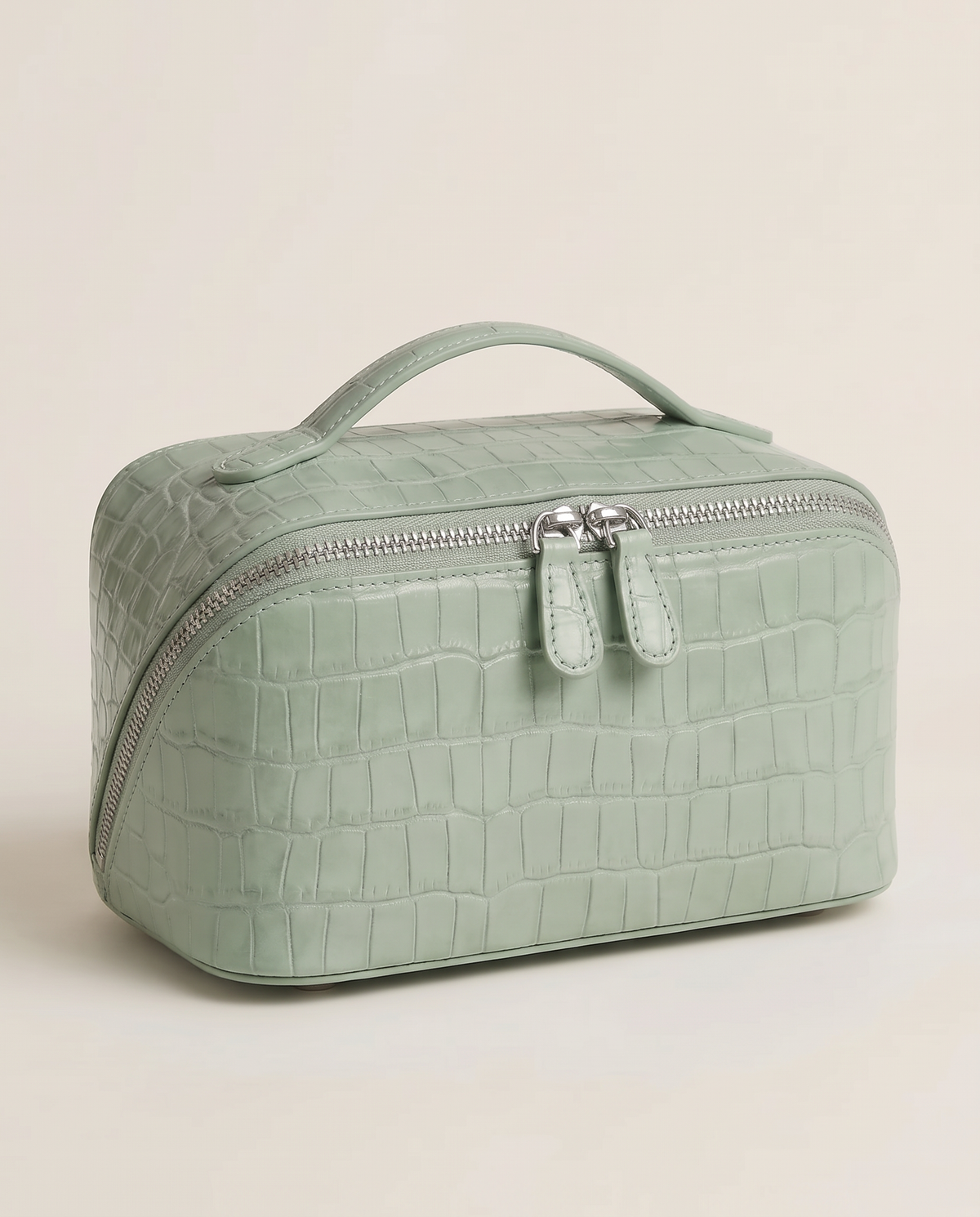 Essential Case 20 in Pistachio Croc