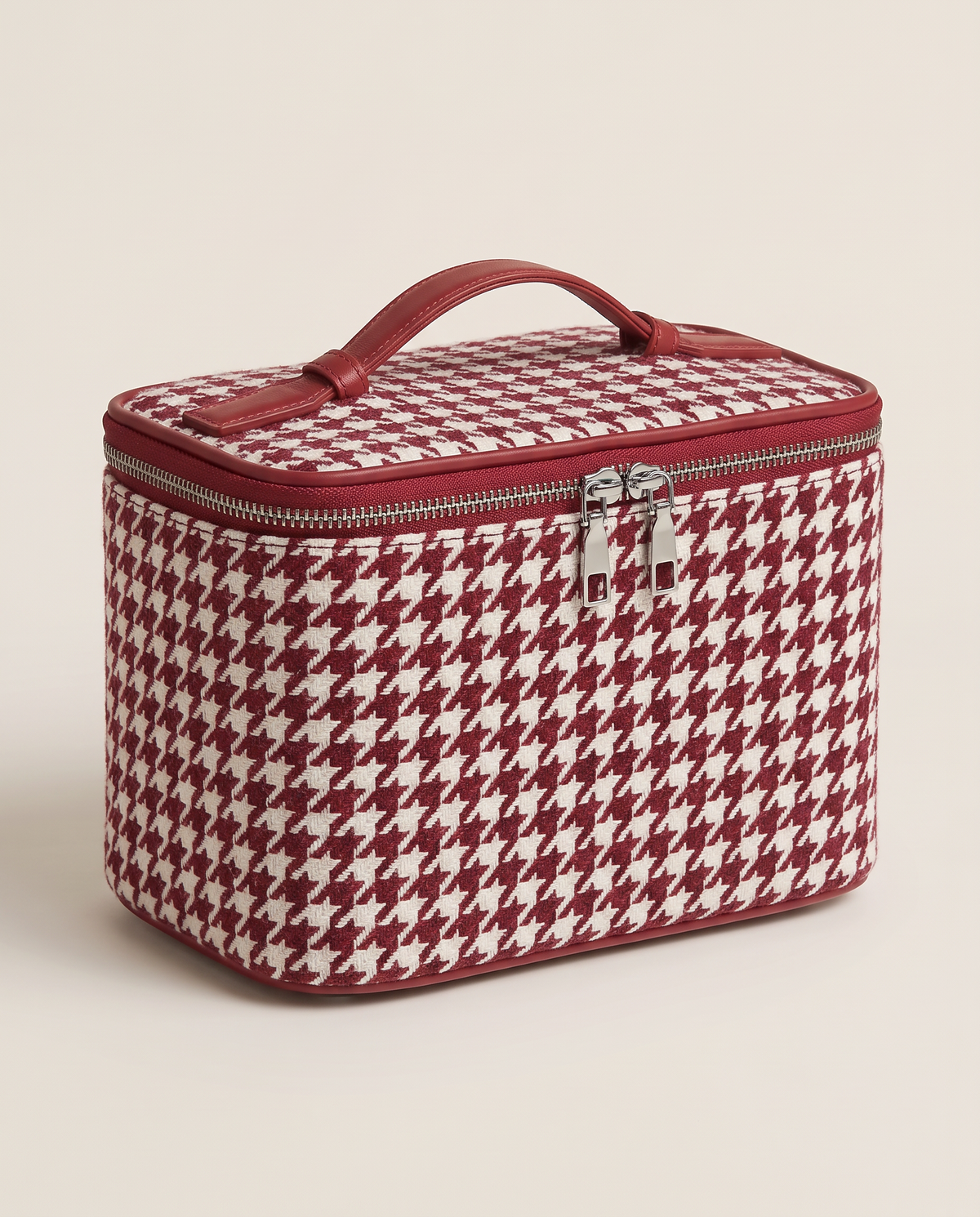 Classic Case 22 — Prints in Cherry Checkers