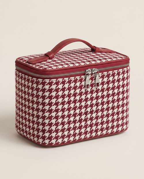Classic Case 22 — Prints in Cherry Checkers