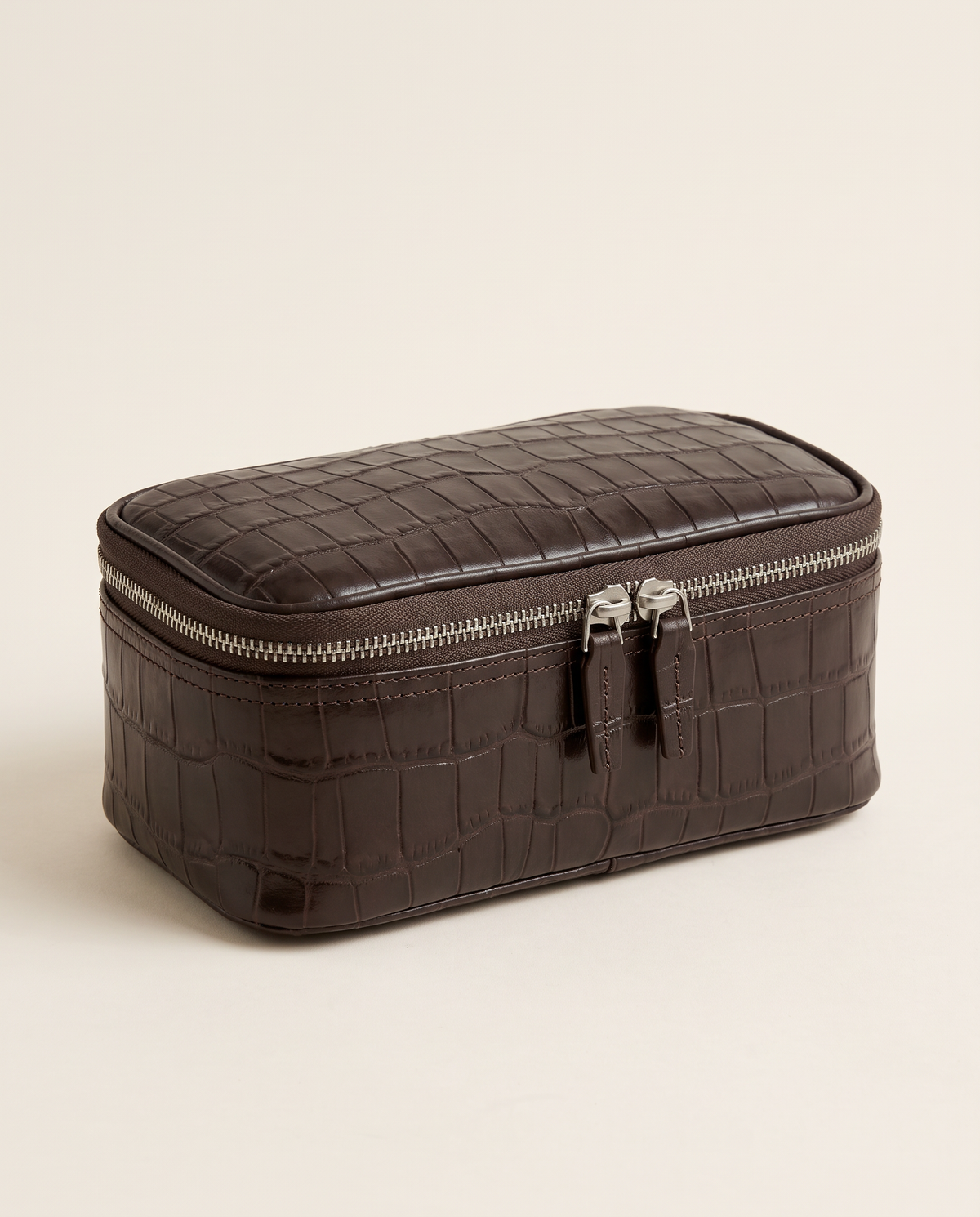 Original Pouch 21 in Coffee Croc