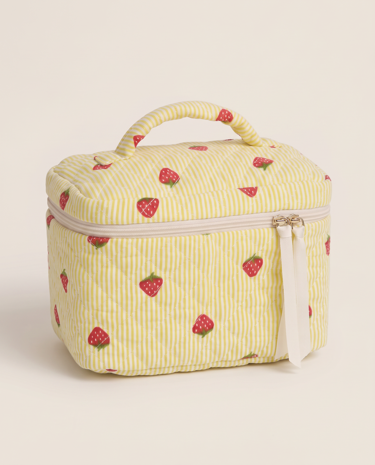 Classic Case 22 — Prints in Lemon Strawberries